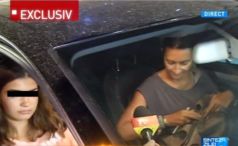 Imagini cu fiica lui Cristian Boureanu, la ieșirea din sediul Secției 2 de Poliție. Ce le-a spus jurnaliștilor