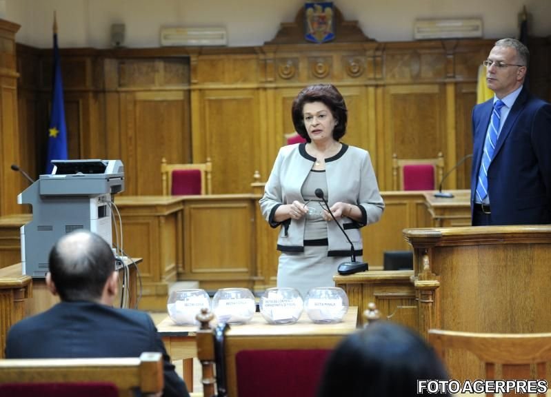 Judecătoarea Iulia Cristina Tarcea este noua șefă a Înaltei Curți de Casație și Justiție. Klaus Iohannis a semnat decretul