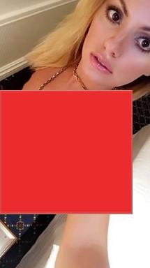 Alexandra Stan a postat o fotografie scandaloasă pe Facebook. Reacția genială a unor fani 405883