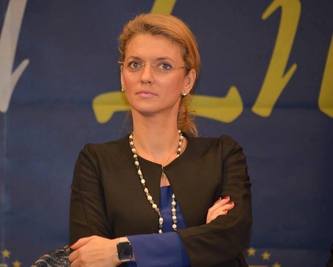 Alina Gorghiu amenință cu greva parlamentară pe durată determinată, în cazul Oprea