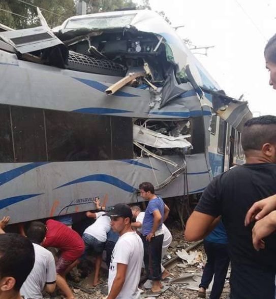 Grav accident feroviar în Algeria, unde două trenuri de pasageri s-au ciocnit!