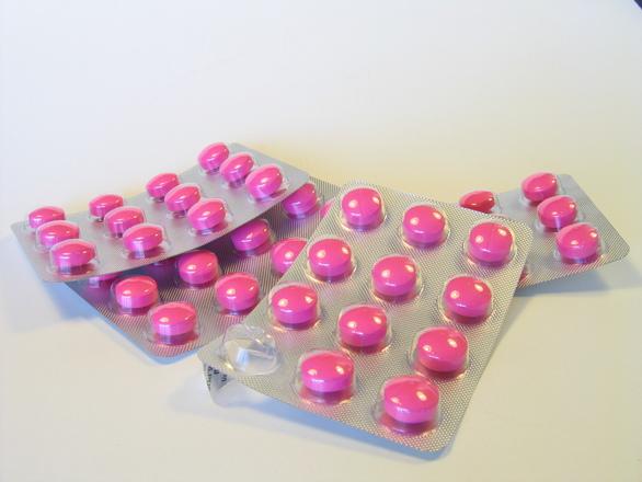 Doctorii recomandă persoanelor care au trecut de 40 de ani să nu mai ia Ibuprofen