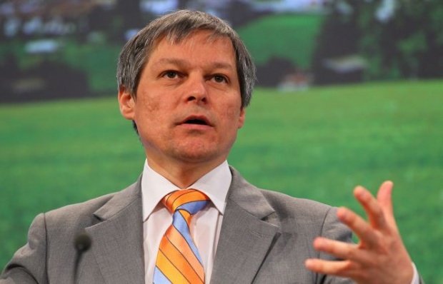 Cum a apărut premierul Dacian Cioloş. Imaginea care a împânzit internetul - FOTO