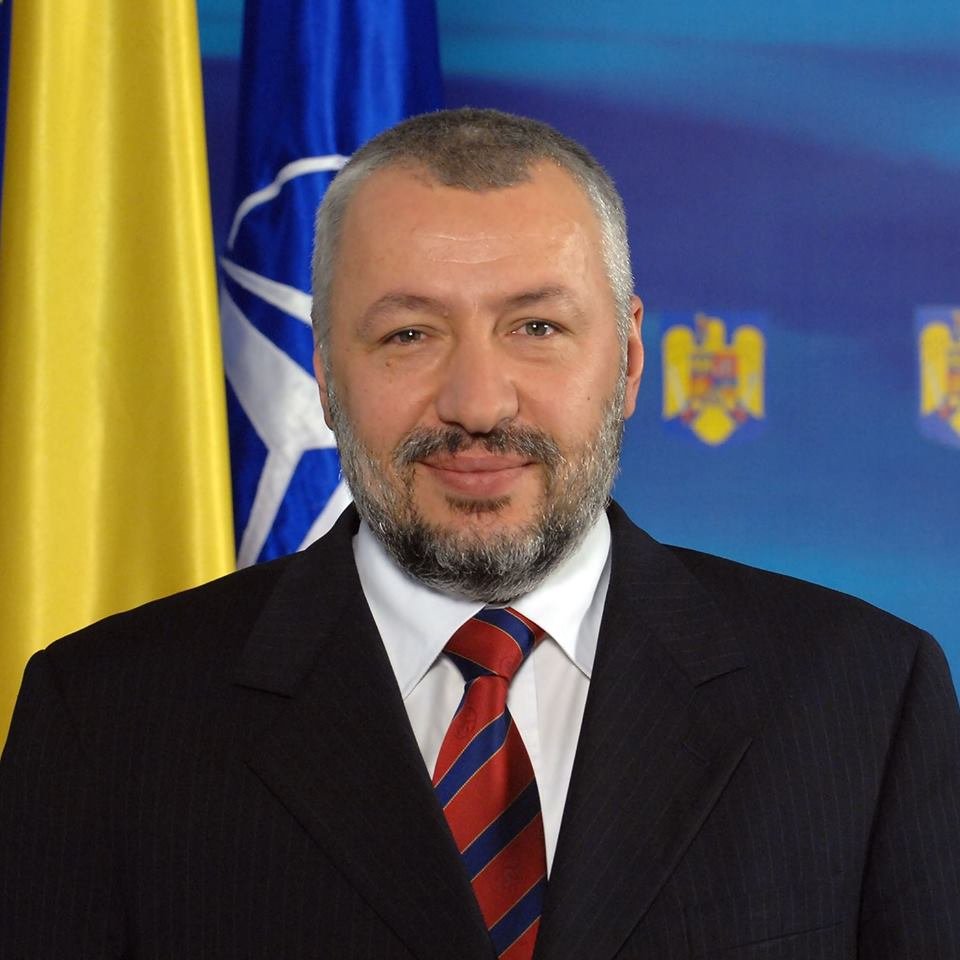 Iulian Fota, noul director al Colegiului Naţional de Informaţii. Directorul SRI: Reputaţia Academiei a avut de suferit