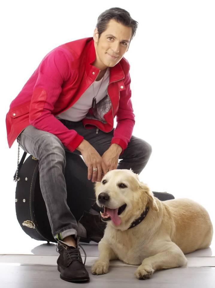 Ștefan Bănică, într-o ipostază rară. Fotografia care a strâns mii de likeuri (Foto) 409268