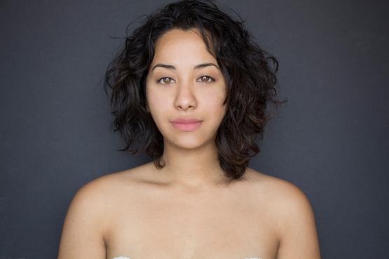 A trimis fotografia ei în 25 de țări și le-a cerut internauților să o facă frumoasă. Rezultatul este absolut uimitor! - GALERIE FOTO 409594