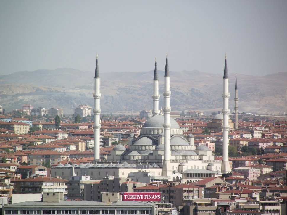 Jignire gravă adusă Turciei. Mai mulți diplomați turci au cerut azil în Germania