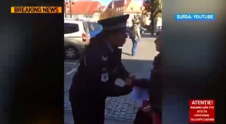 Copil bruscat de Poliția Locală în centrul Sibiului. Imagini șocante VIDEO