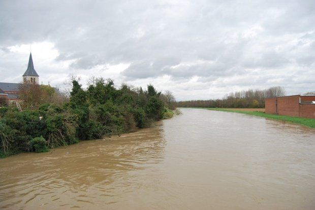 Cod galben de inundații în Moldova. Șase județe sunt vizate