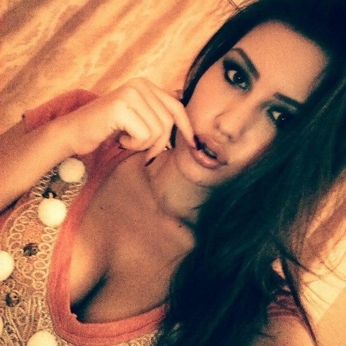 Bomba-sexy cu care s-a cuplat Marius Niculae. Vârsta tinerei e incredibilă 411520