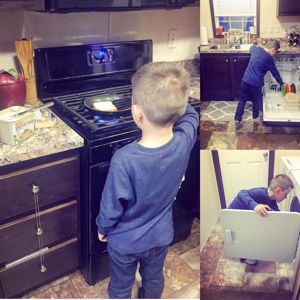 O vedetă tv și-a pus fiul de șase ani la treburile casnice: ”Să ştie că nu sunt doar pentru femei”