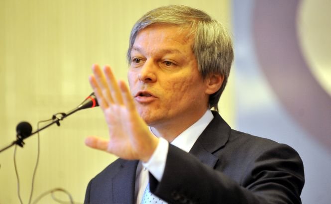 Cum a apărut premierul Cioloş la o întâlnire. Imaginea care a împânzit internetul - FOTO
