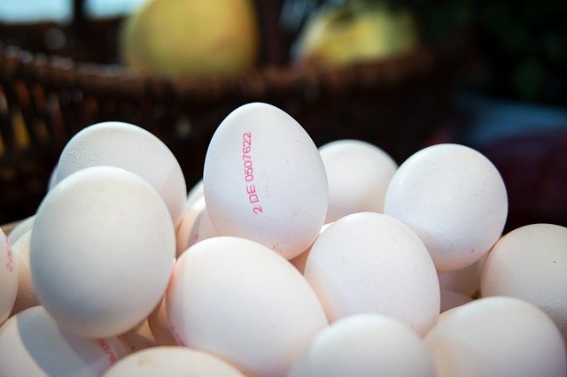 10.000 de ouă cu salmonela au ajuns în magazine din România 