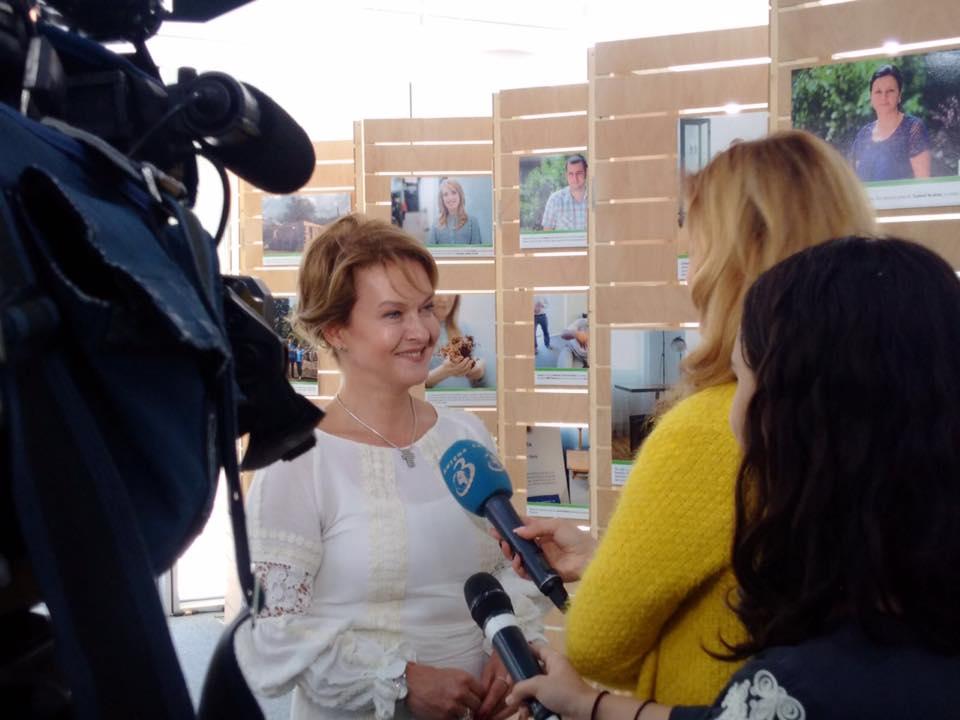 Cum arată Mona Nicolici la 10 ani de când nu mai prezintă ştirile (Foto) 412113