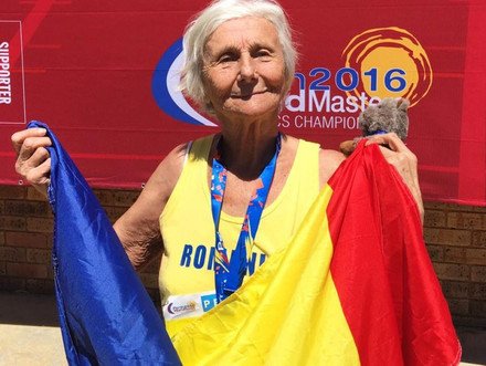 O Româncă de 90 de ani a câştigat medalia de aur la 5.000 de metri la o competiţie din Australia