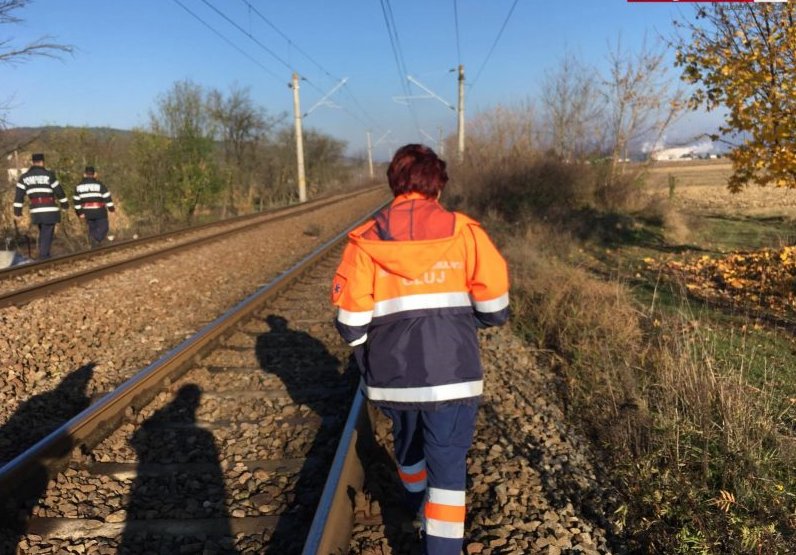 Minoră căzută din tren între Dej şi Gherla! A fost găsită în viață după trei ore