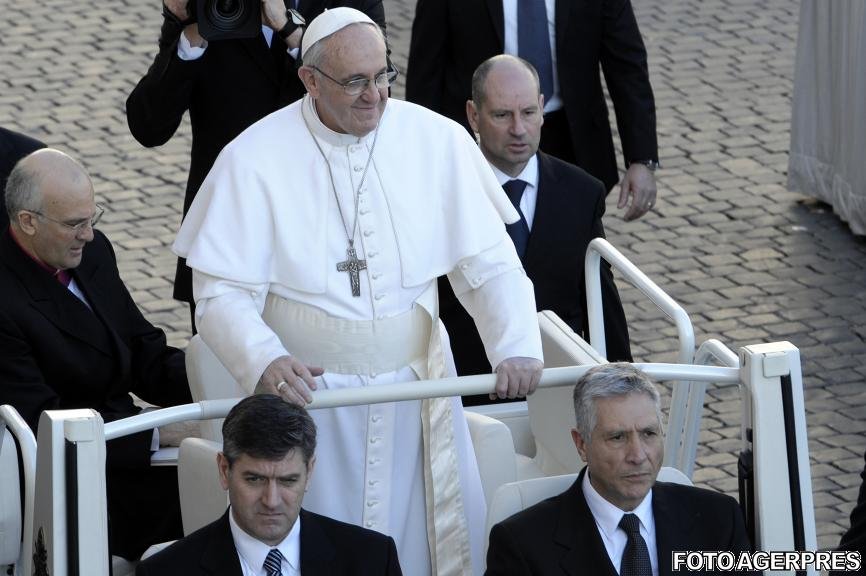 Biserica Catolică nu va accepta niciodată femei în rândurile clerului, afirmă Papa Francisc