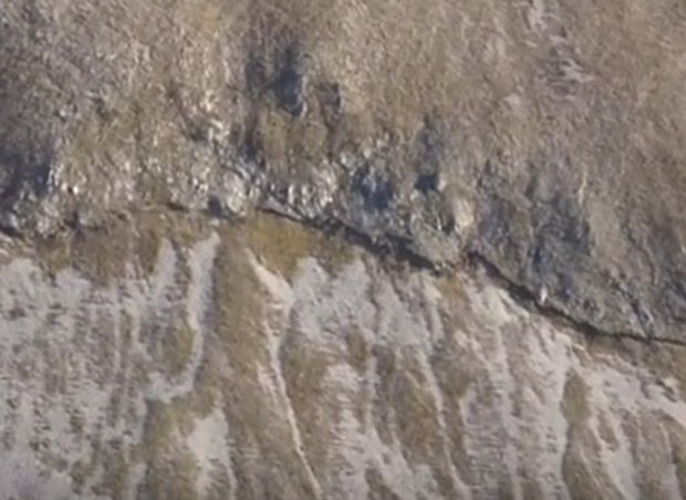 Ce a apărut într-un munte, după cutremurul de 6.5 grade din Italia. Autorităţile sunt îngrijorate (Video)