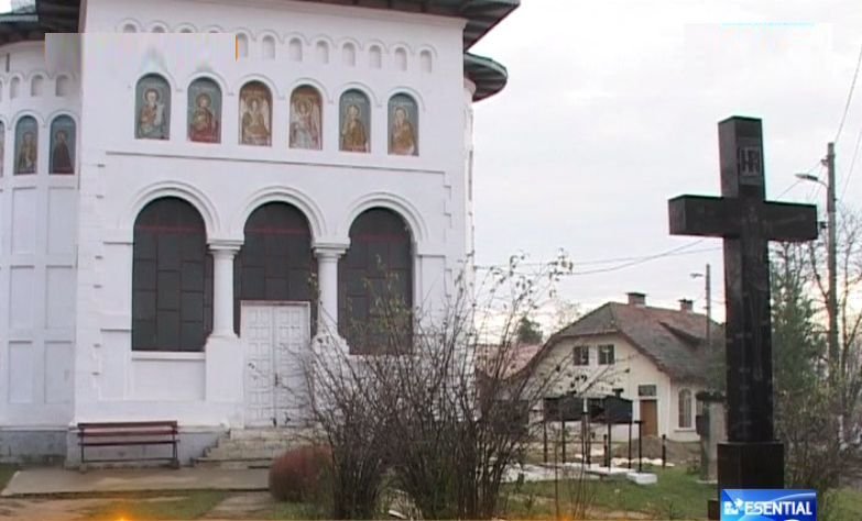 Preoții din Târgu Cărbunești și-au luat sediu de 150.000 de euro, sătuli să-și bea cafeaua cu ochii la cavouri