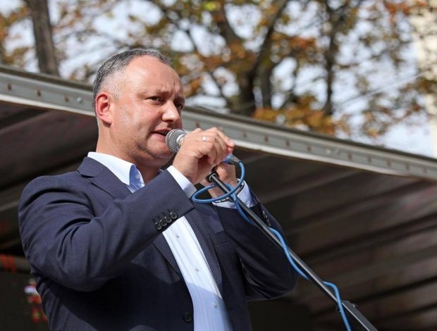 Noul președinte al Moldovei vrea eliminarea guvernului pro-european de la putere