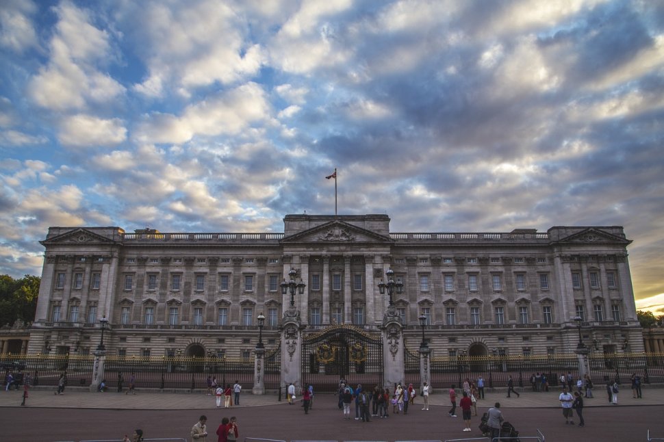 Palatul Buckingham intră în reparații. Suma colosală plătită de Guvern pentru lucrare