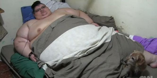 E cel mai gras om de pe Planetă: are 500 kilograme și s-a dat jos din pat după 15 ani - VIDEO