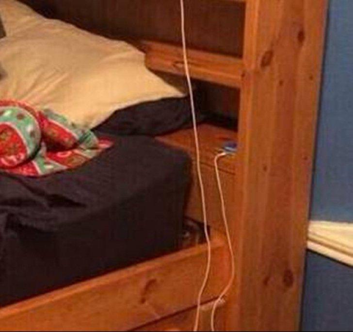 Vorbea cu soţia sa pe Skype când brusc a anunţat-o că divorţează. Ce a observat bărbatul în spatele femeii de a luat această decizie 417564