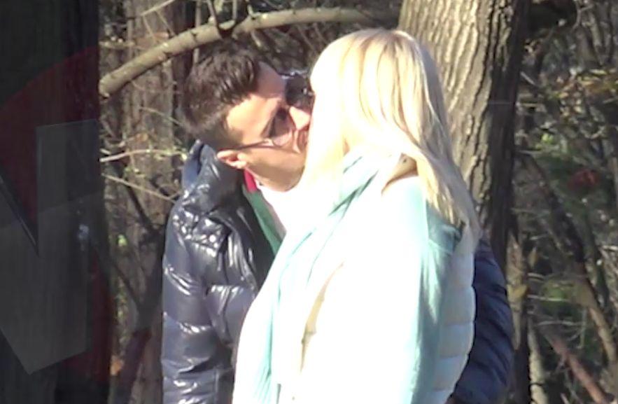 Elena Udrea și iubitul ei, scene indecente în văzul tuturor 417717