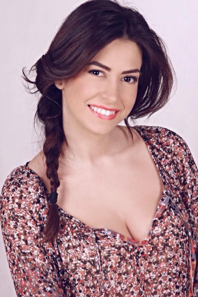 O prezentatoare TV așteaptă primul copil. Este deja în luna a patra, dar nimeni nu a bănuit ceva 417953