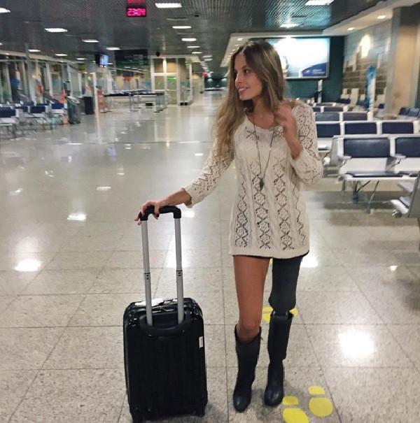 Povestea cutremurătoare din spatele acestui zâmbet. Cum arată această fată de la brâu în jos - FOTO  417874