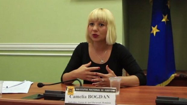 Sinteza Zilei. Judecătoarea Camelia Bogdan, acuzată de încălcarea unor drepturi garantate de Constituție