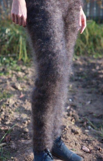 A apărut o nouă modă: colanții pufoși. Cât costă și de unde pot fi cumpărați  418665