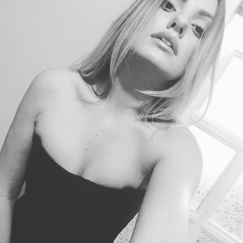 Decizie radicală luată de Alexandra Stan. Și-a tăiat părul scurt de tot FOTO 419060