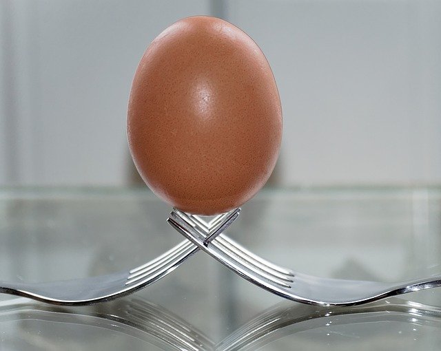 Ce se întâmplă dacă reîncălzeşti un ou fiert 