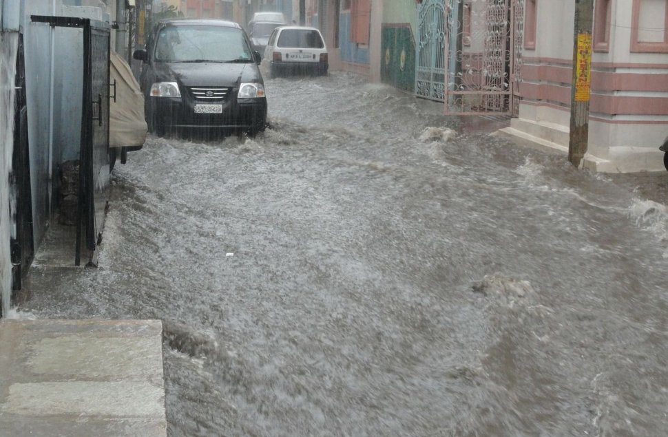 O româncă ar fi murit în urma inundaţiilor produse în sudul Spaniei. MAE face verificări 