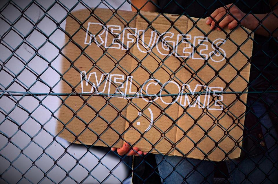 Ideea șocantă sugerată de un parlamentar danez: să se deschidă focul asupra bărcilor cu refugiați