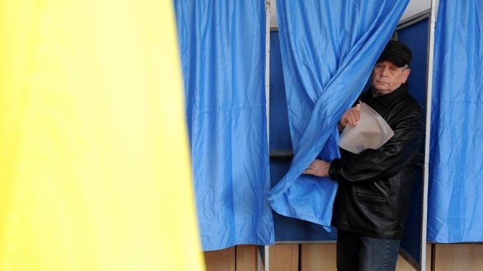 Ce scriu principalele agenţii internaţionale de presă după închiderea urnelor la alegerile parlamentare din România