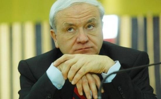 Fostul șef al CJ Braşov, Aristotel Căncescu, trimis în judecată pentru mită în campania electorală
