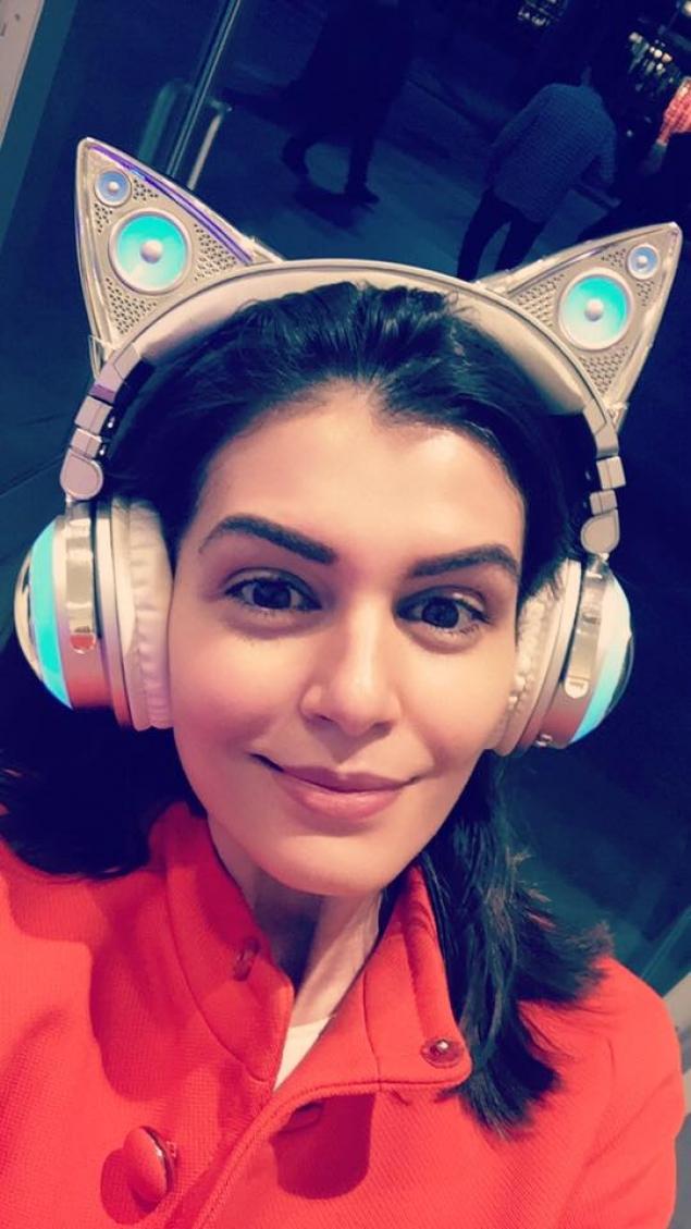 Monica Gabor nu mai arată așa! S-a tuns! 423105