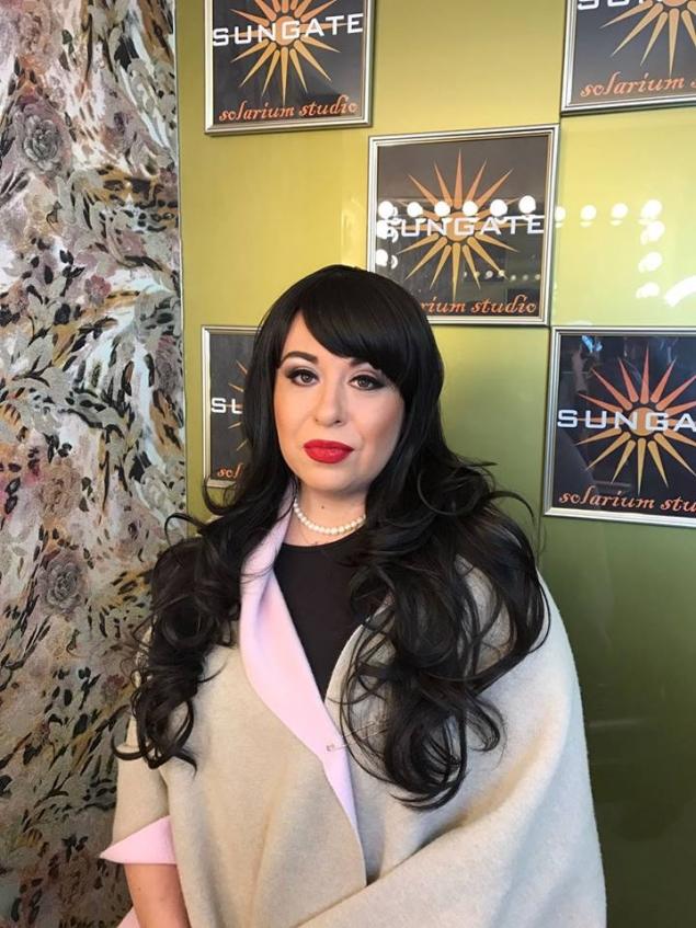 Oana Roman nu mai arată așa! Cum îi stă brunetă 423783