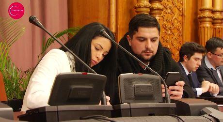 Prima declarație oficială ca parlamentar a sexy PSD-istei Corina Bogaciu - Galerie FOTO 423847