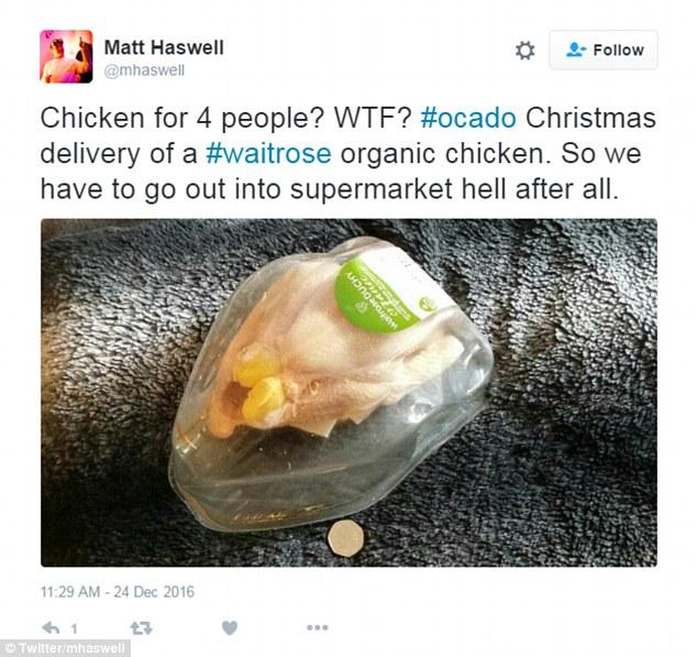 Au comandat online un pui pentru masa de Craciun. Ce au primit de fapt - Au facut poza si au pus instant pe internet 424836