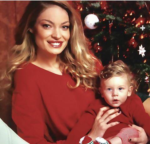  Valentina Pelinel, prima fotografie cu fiul lui Cristi Borcea 424869