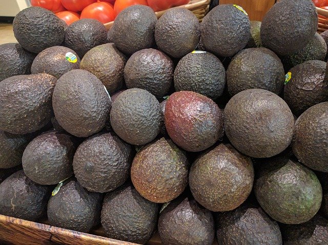 Adevărul despre fructele de avocado care se găsesc în supermarketurile din România. Ce conţin de fapt 