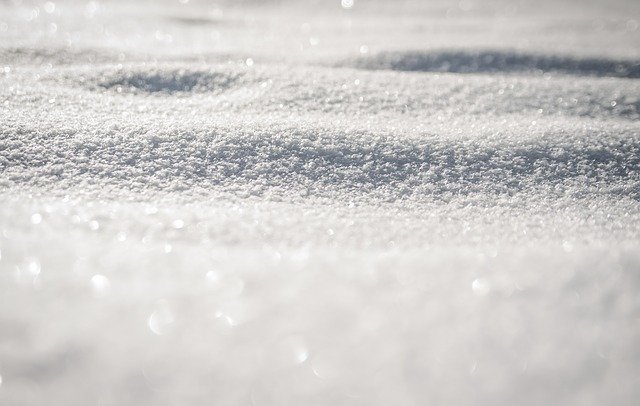 Locul din România în care zăpada are deja un metru şi jumătate - cel mai mare strat de zăpadă