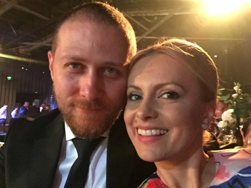 Simona Gherghe este însărcinată. Prezentatoarea a anunțat oficial: „Suntem pregătiţi! Vine bebe! Cea mai frumoasă aşteptare!” 427023