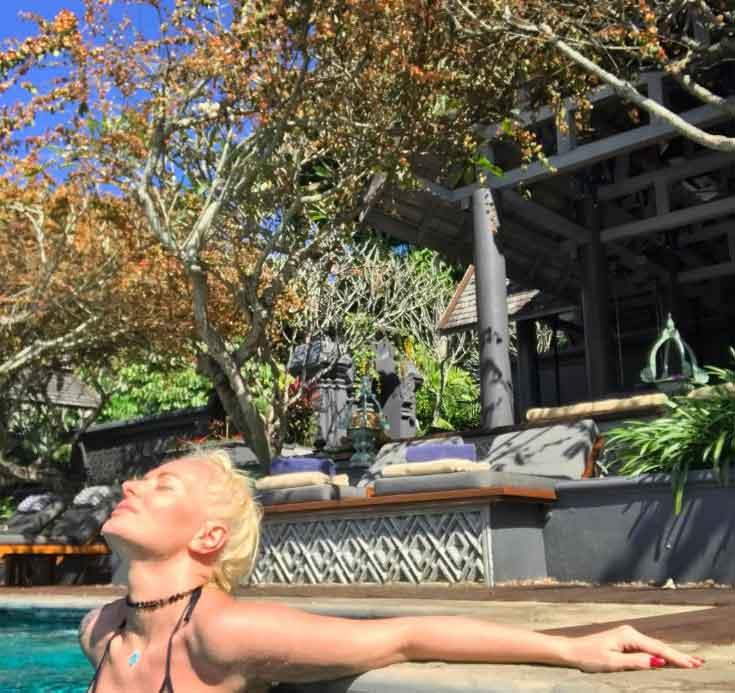 Delia a plecat in tarile calde! Detaliul pe care fanii l-au vazut cand s-a dezbracat 427524