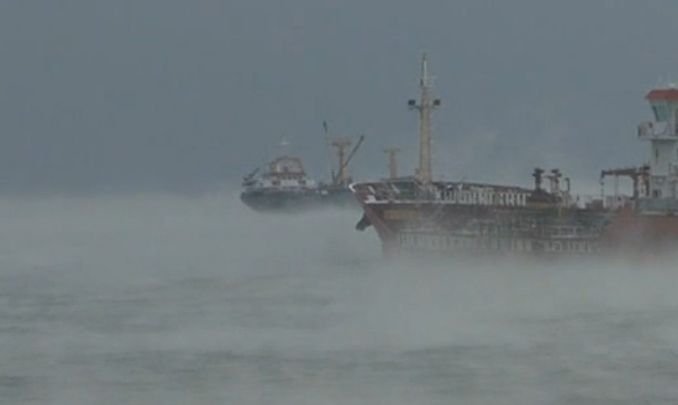 Fenomen unic pe litoral. Marea Neagră ”fierbe” la -15 grade - VIDEO
