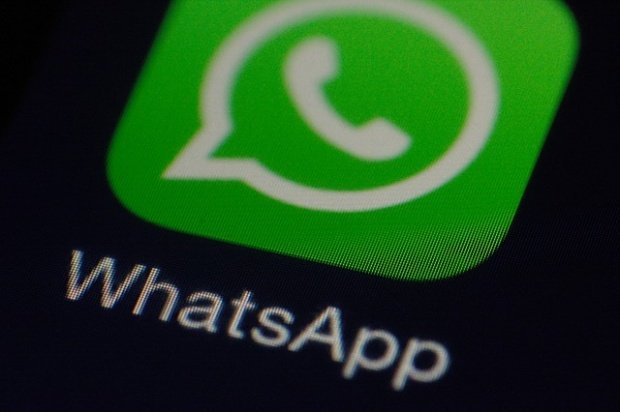 WhatsApp, acuzată că şi-a minţit utilizatorii
