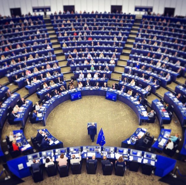Alegerile pentru președinția Parlamentului European intră în turul al treilea de scrutin